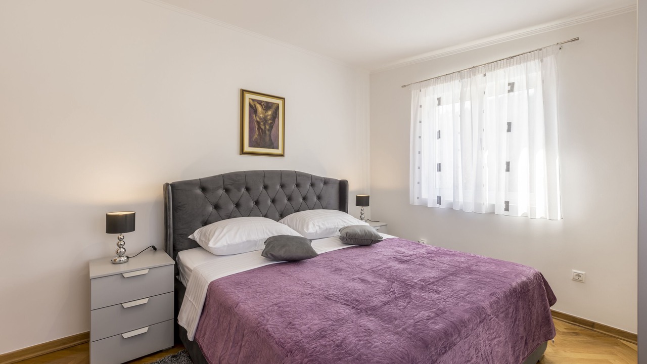 Photo of Bedroom in Srinjine