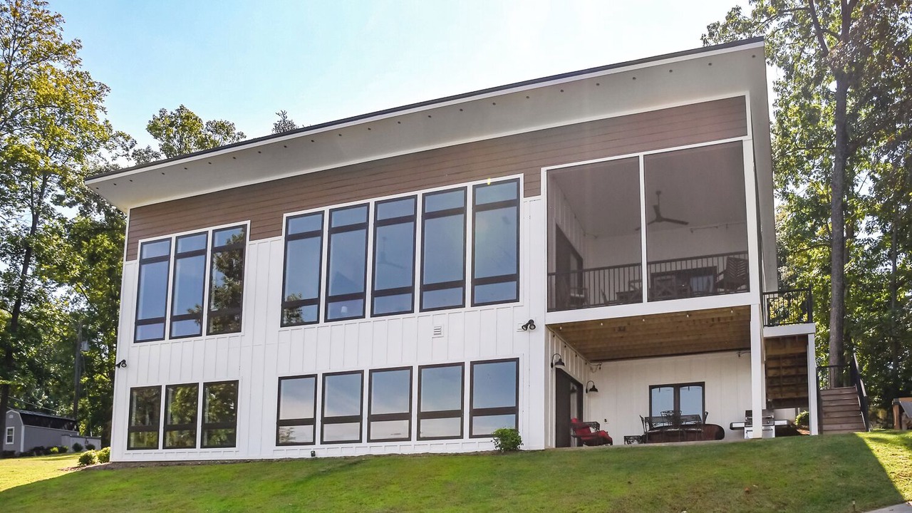 Photo of Outdoor in Smith Mountain Lake