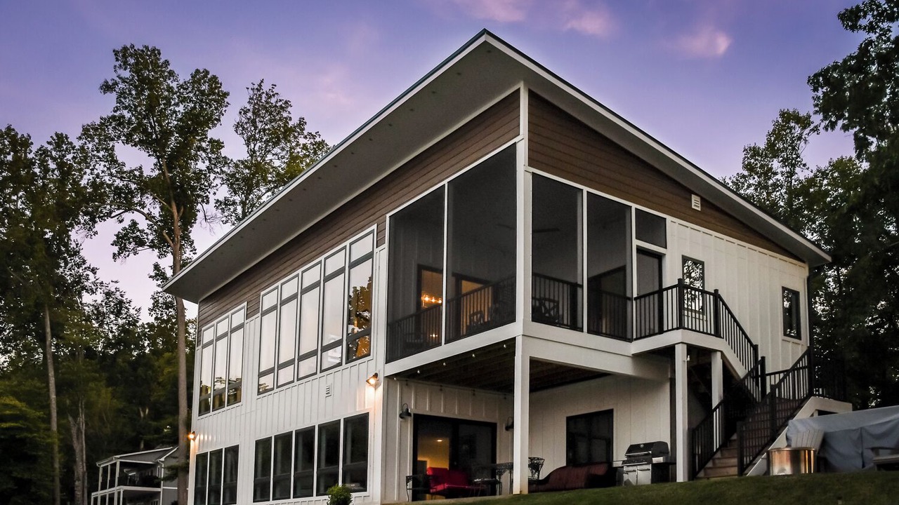 Photo of Outdoor in Smith Mountain Lake