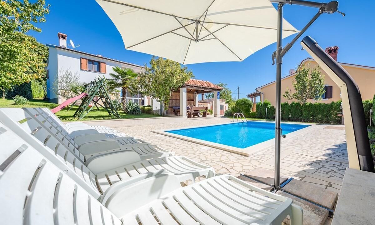 Photo of Outdoor in Lindar
