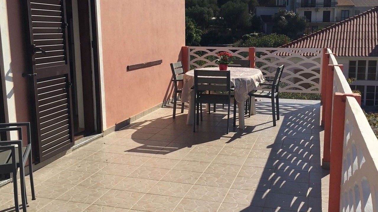 Photo of Outdoor in Lun