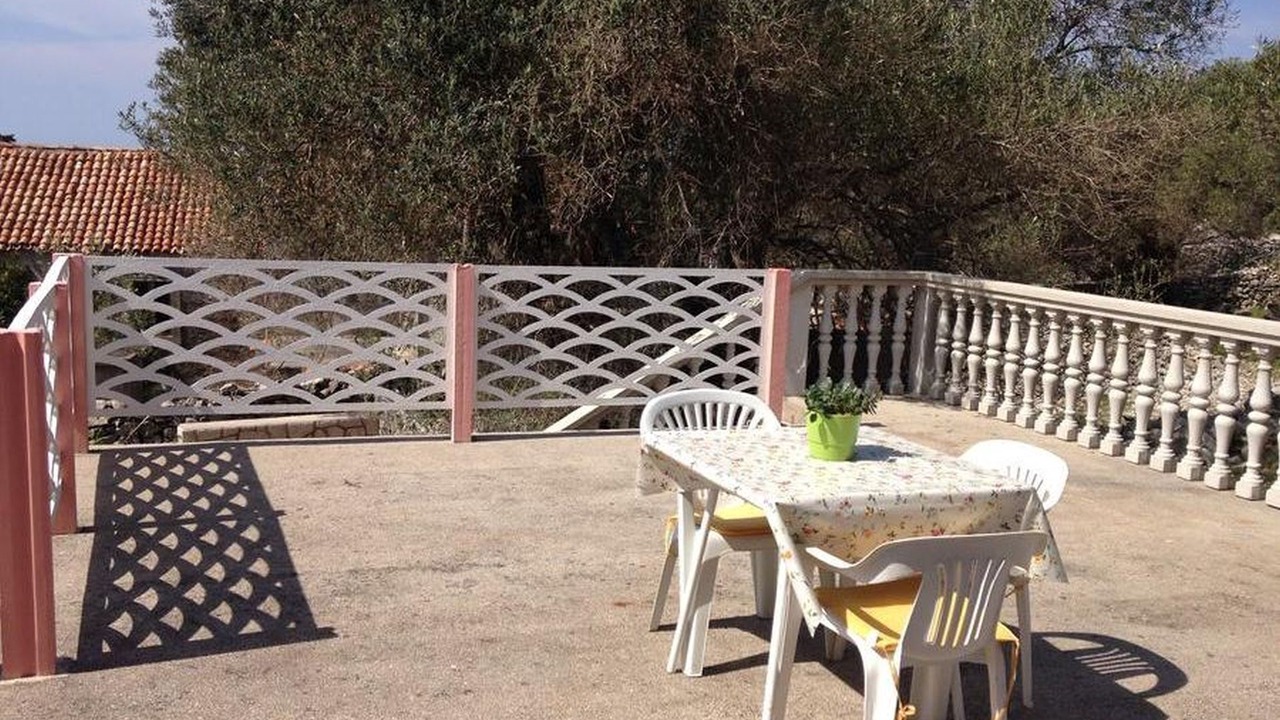 Photo of Outdoor in Lun