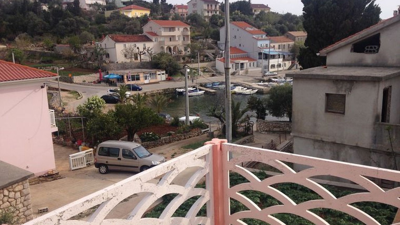 Photo of Outdoor in Lun