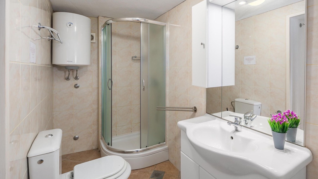 Photo of Bathroom in Grabri