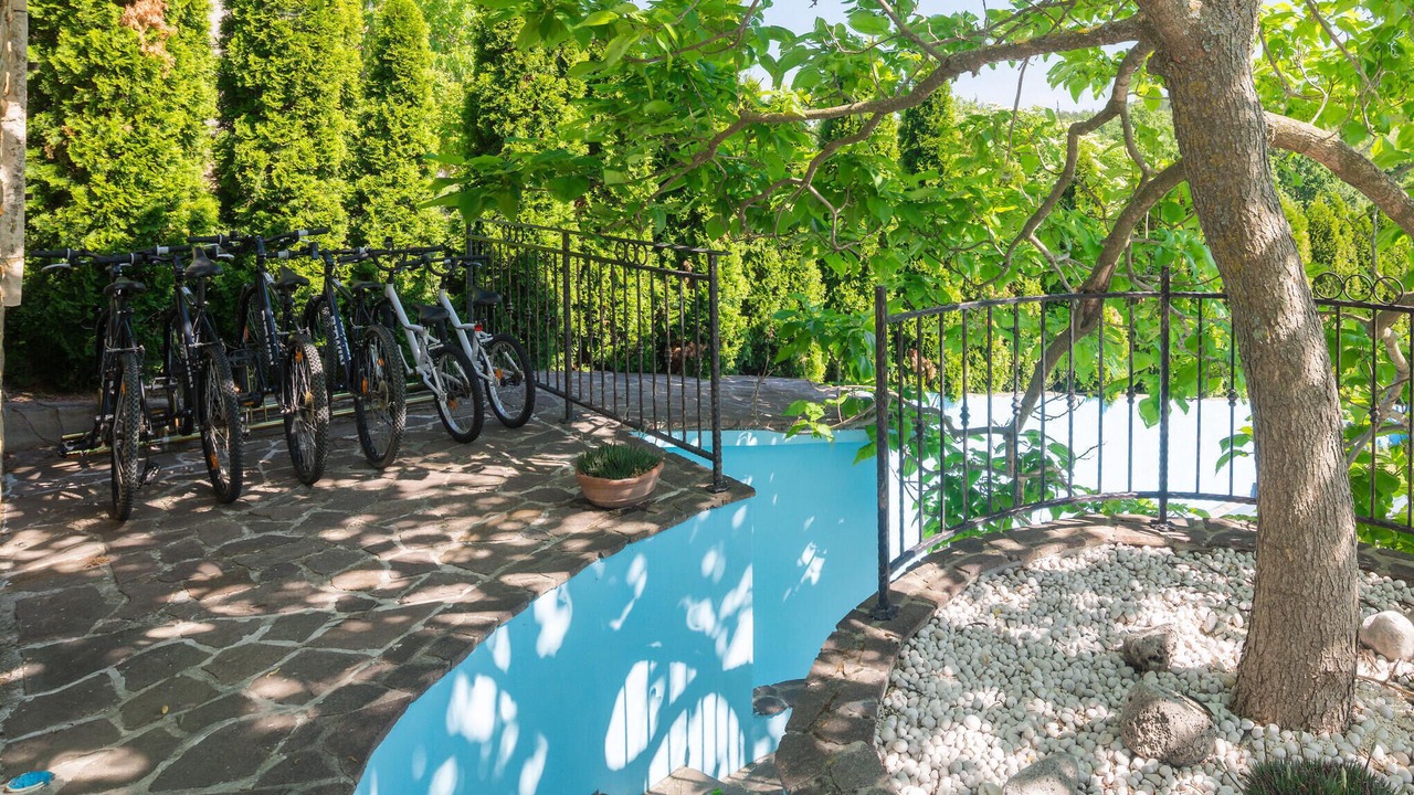 Photo of Outdoor in Grabri