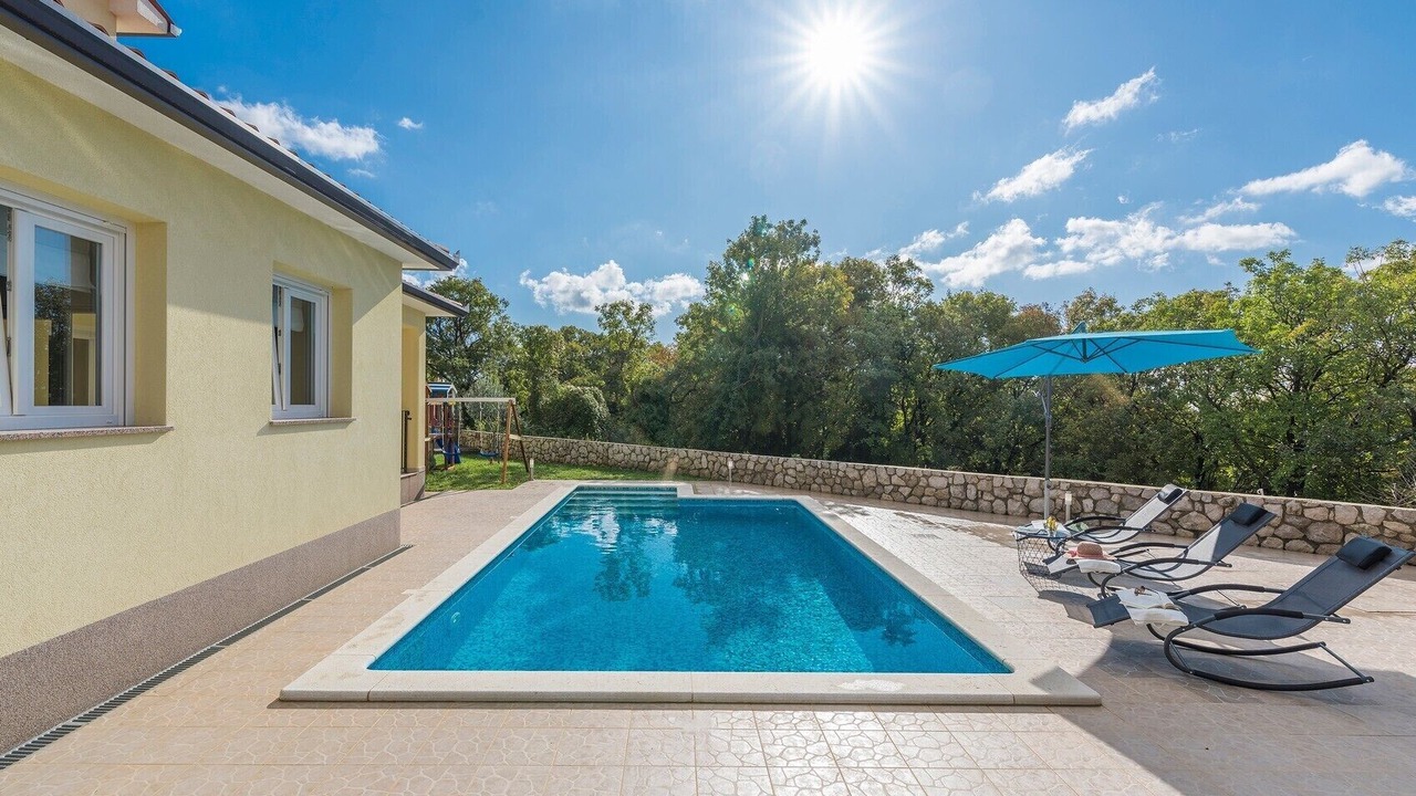 Photo of Outdoor in Brgod