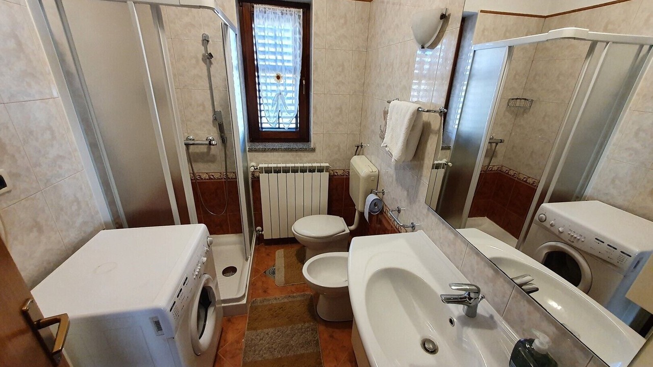 Photo of Bathroom in Pazin