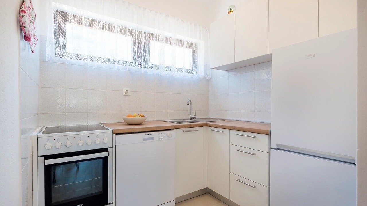 Photo of Kitchen in Zirje