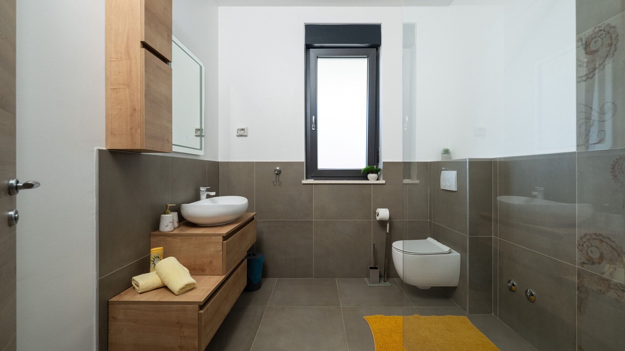 Photo of Bathroom in Peruski