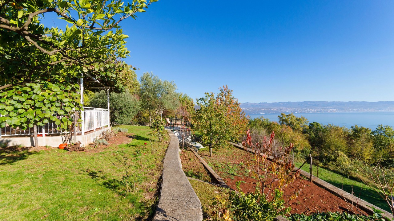 Photo of Outdoor in Lovran