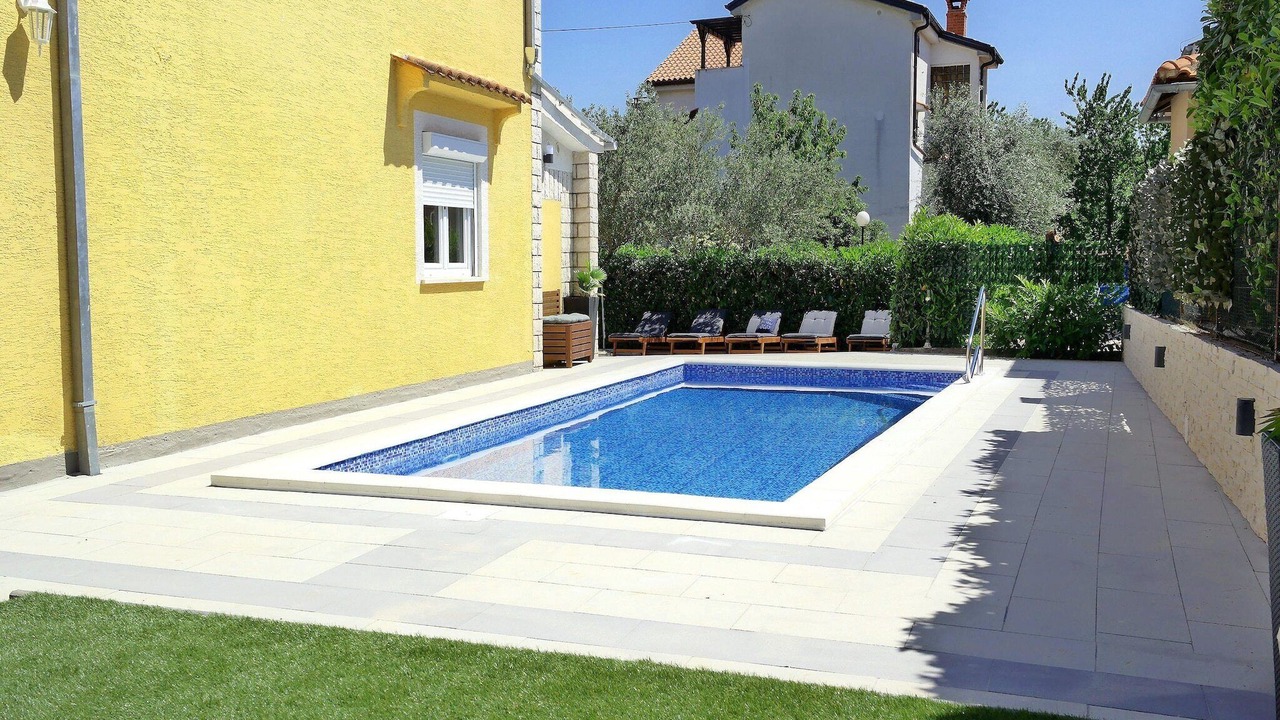 Photo of Outdoor in Silo