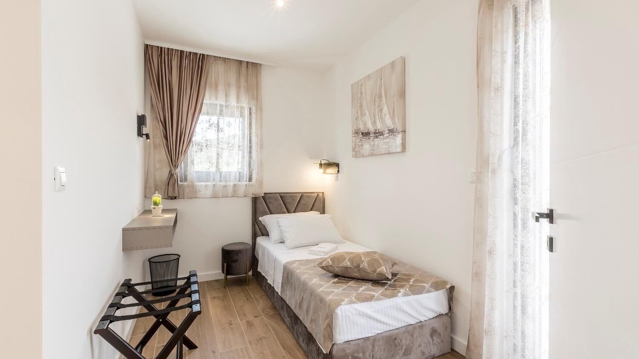 Photo of Bedroom in Marina