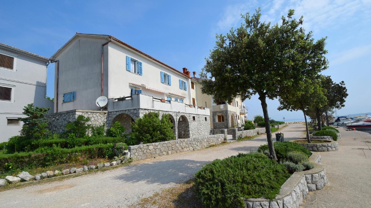 Photo of Outdoor in Porat