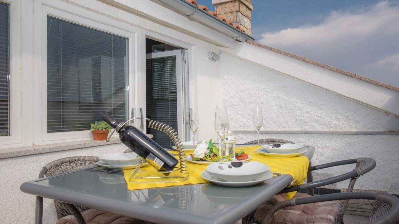 Photo of Outdoor in Klanfari