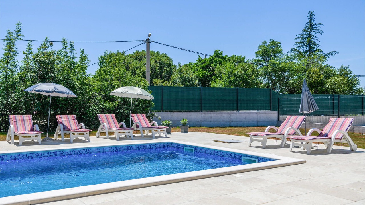 Photo of Outdoor in Brgod