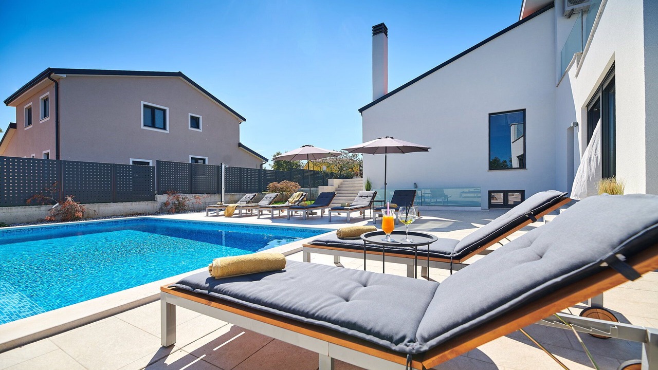 Photo of Outdoor in Kastel