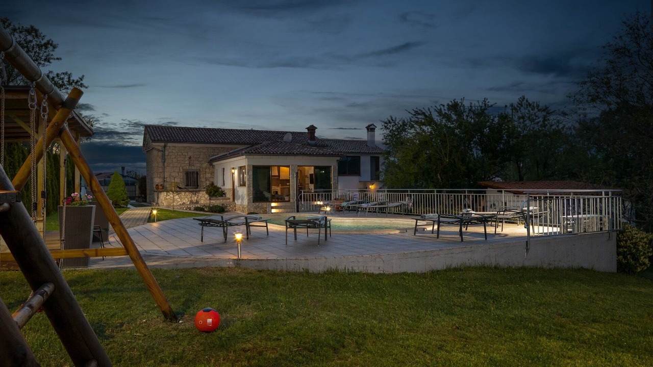 Photo of Patio Balcony in Nedescina