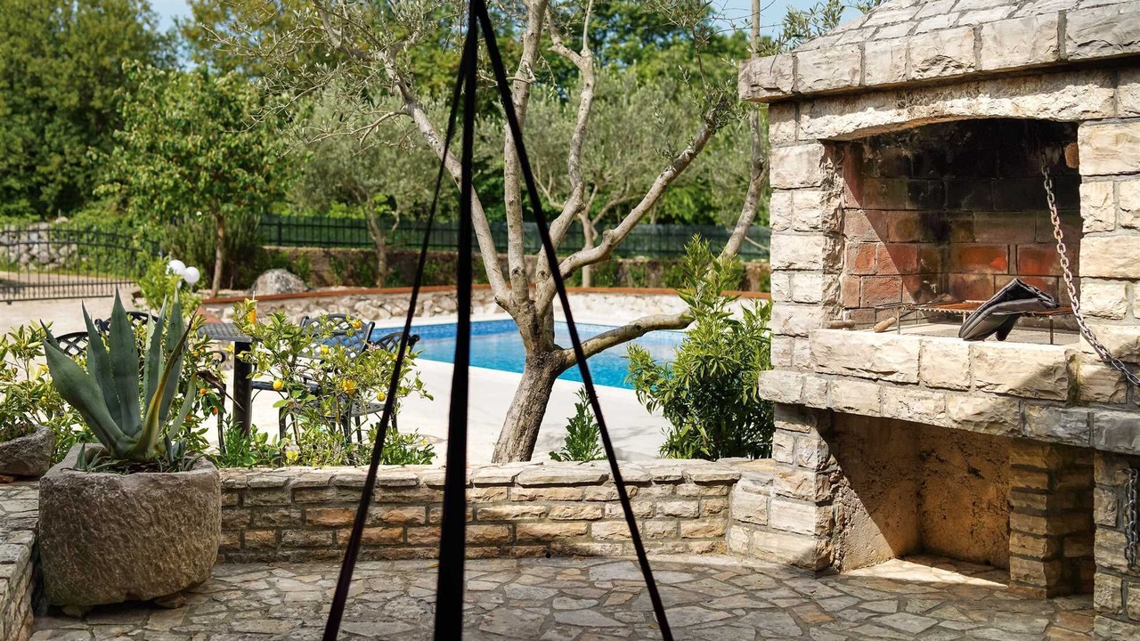 Photo of Outdoor in Rasopasno