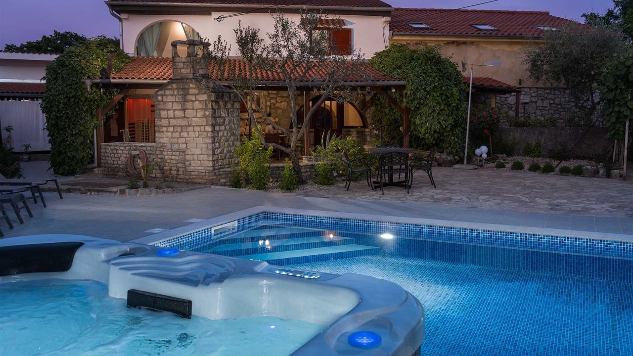 Photo of Outdoor in Rasopasno
