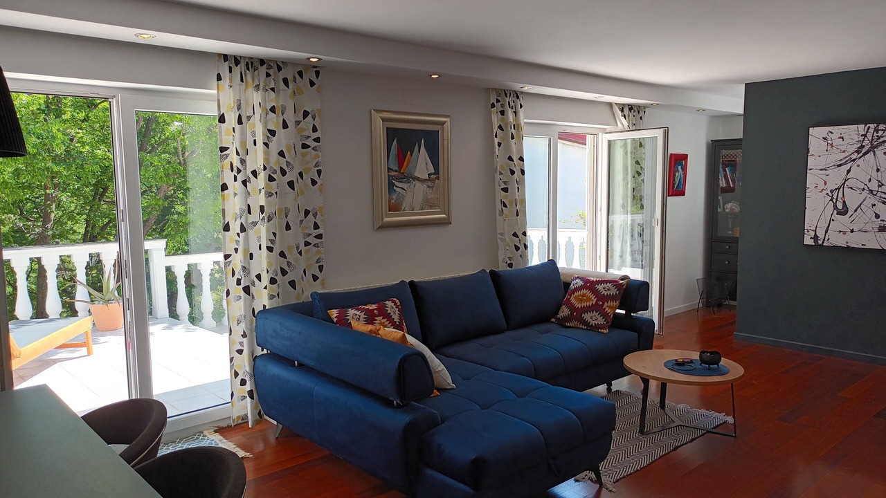 Photo of Livingroom in Vratarusa