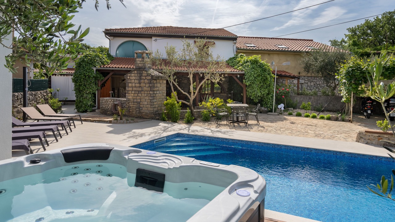 Photo of Outdoor in Rasopasno