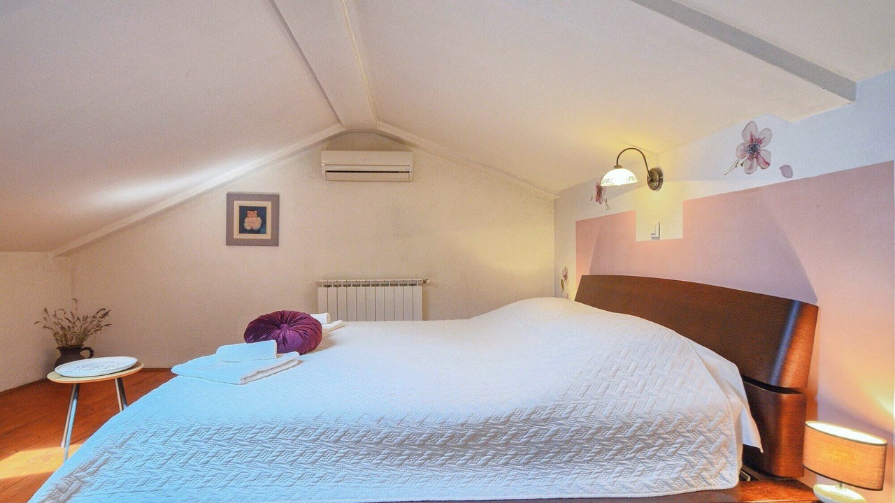 Photo of Bedroom in Muntic