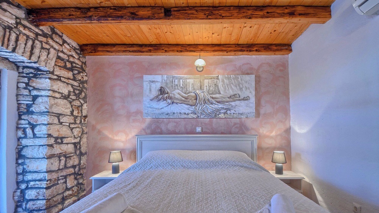 Photo of Bedroom in Muntic