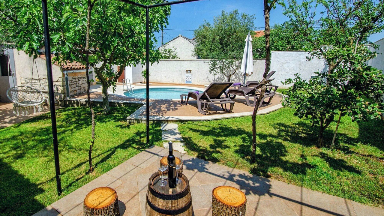 Photo of Outdoor in Muntic