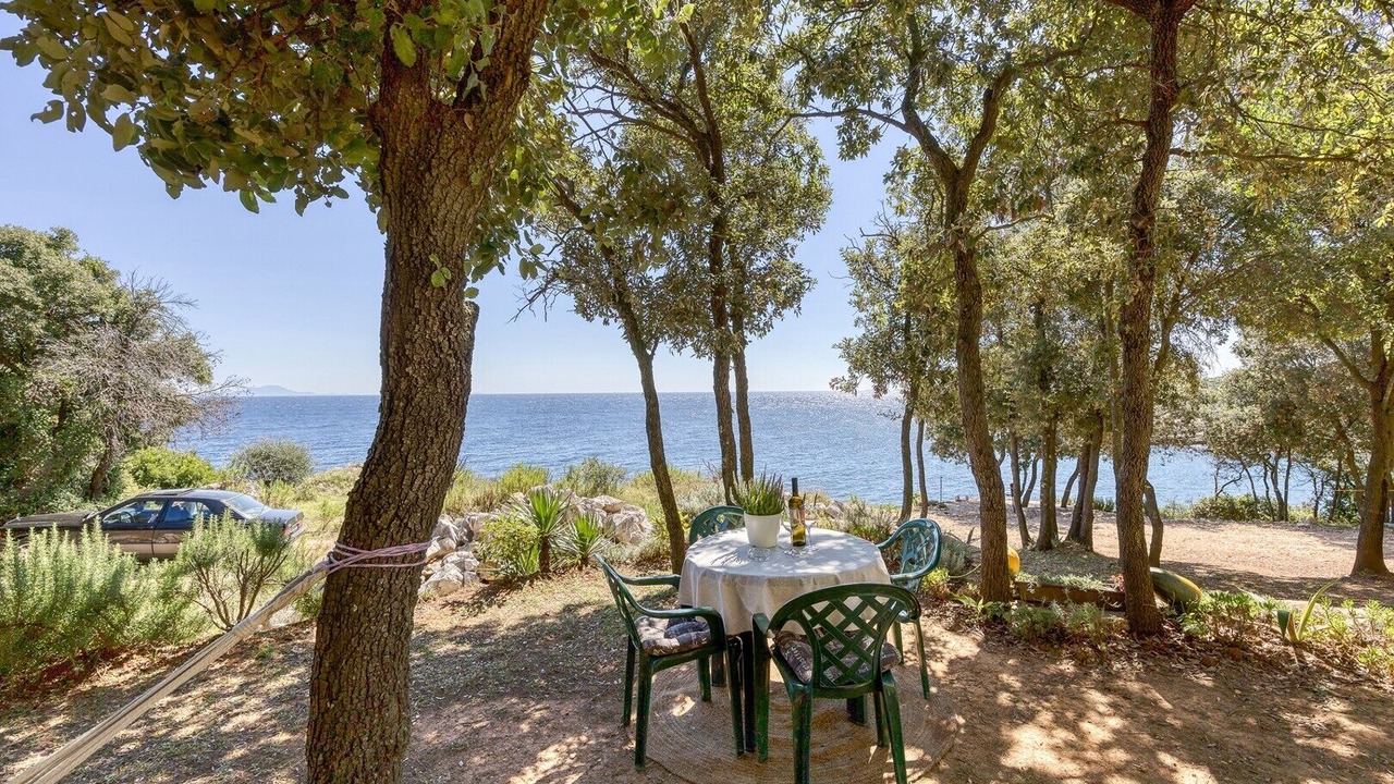 Photo of Outdoor in Kavran