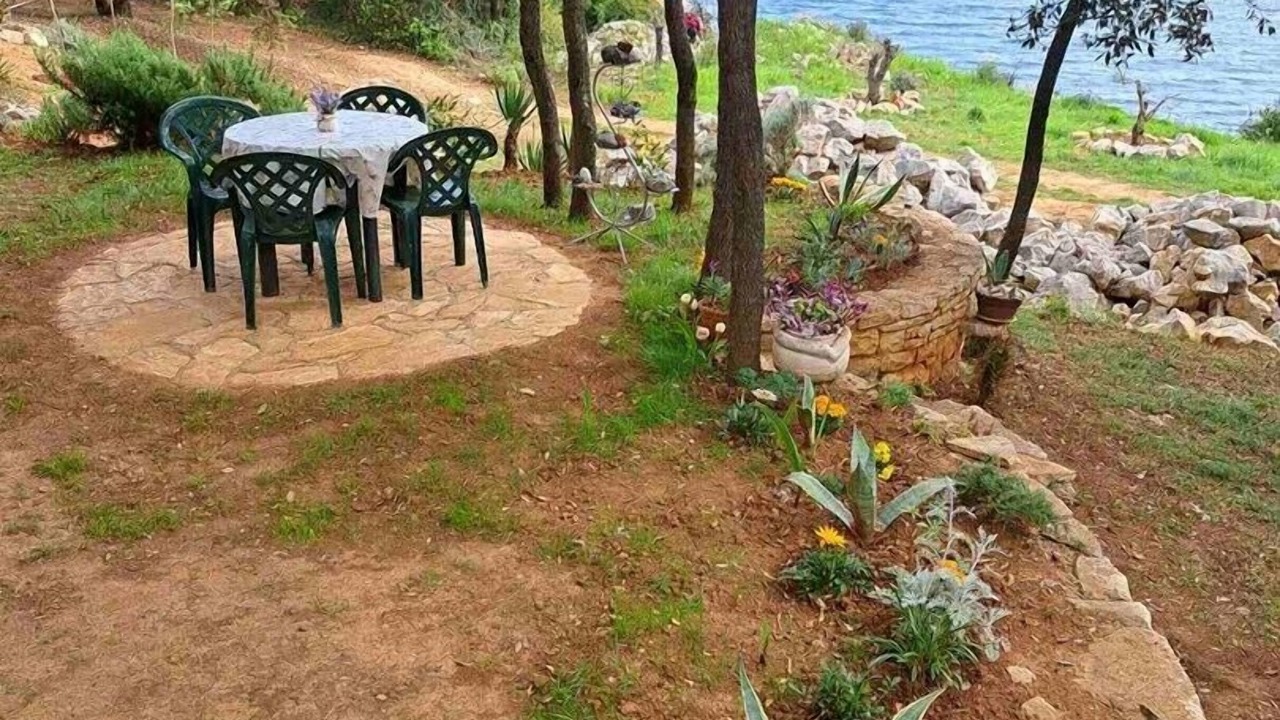 Photo of Outdoor in Kavran