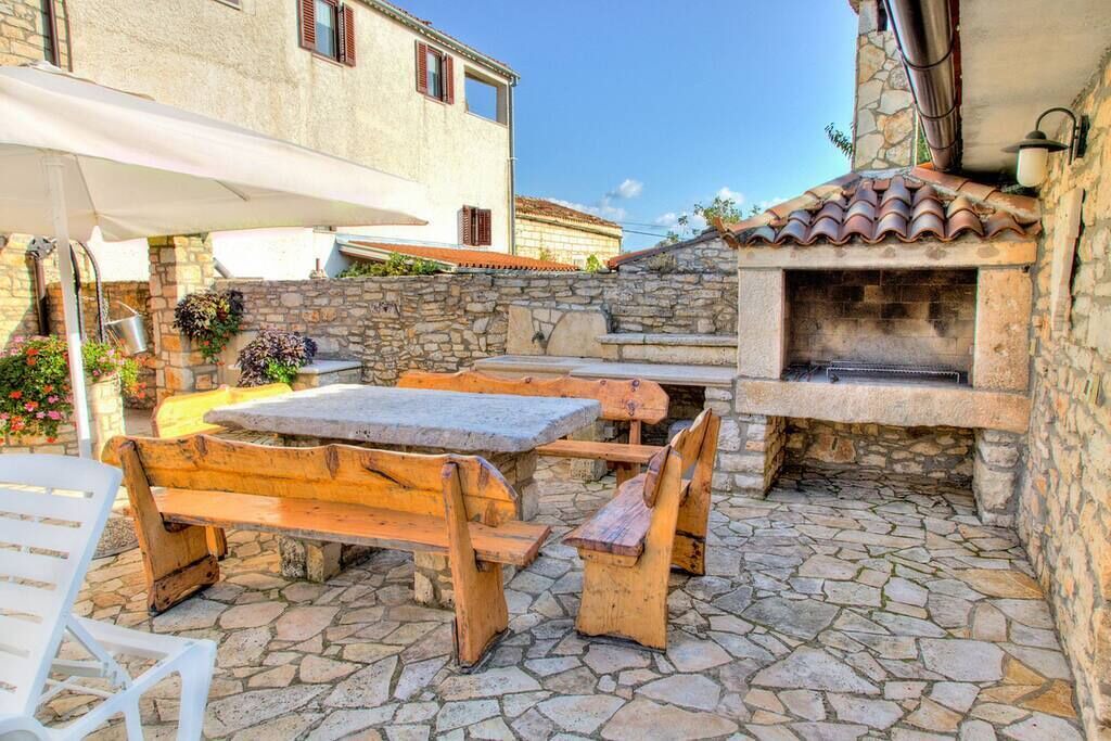 Photo of Outdoor in Gajana