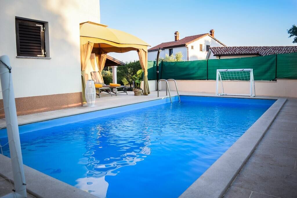 Photo of Outdoor in Divsici