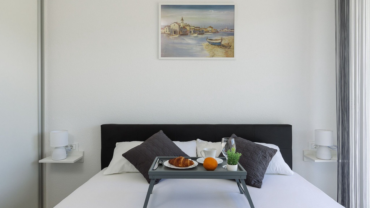 Photo of Bedroom in Marina
