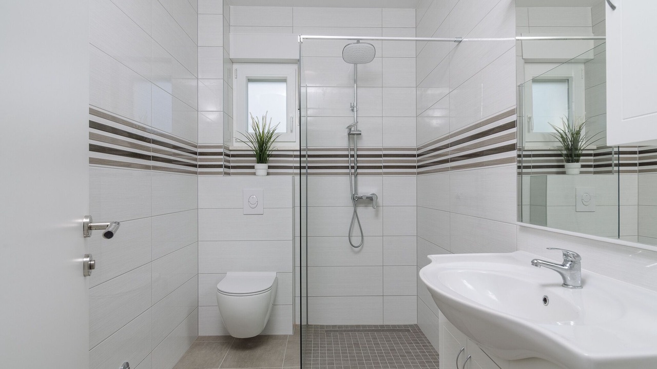 Photo of Bathroom in Marina