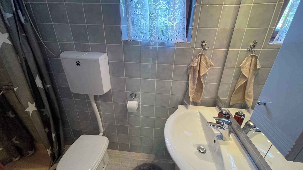 Photo of Bathroom in Grizane