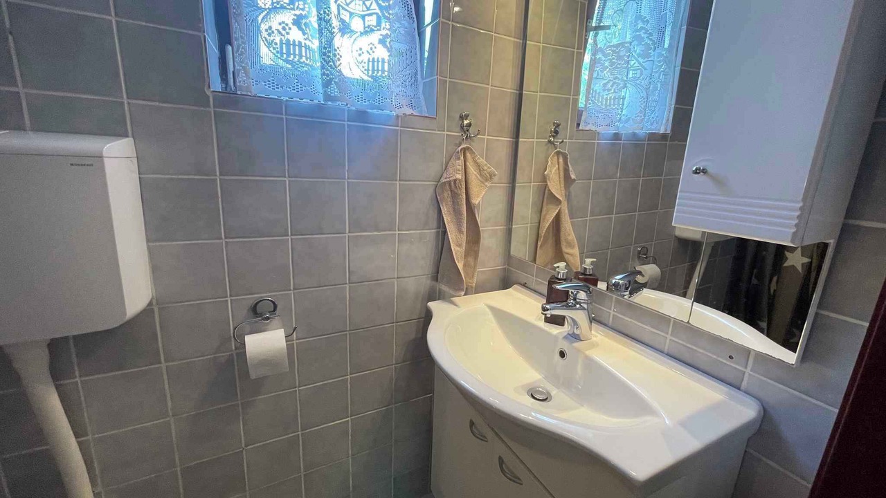 Photo of Bathroom in Grizane