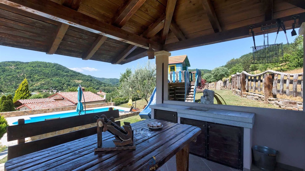 Photo of Outdoor in Gracisce