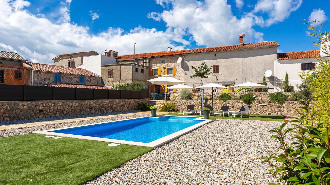 Photo of Outdoor in Brzac
