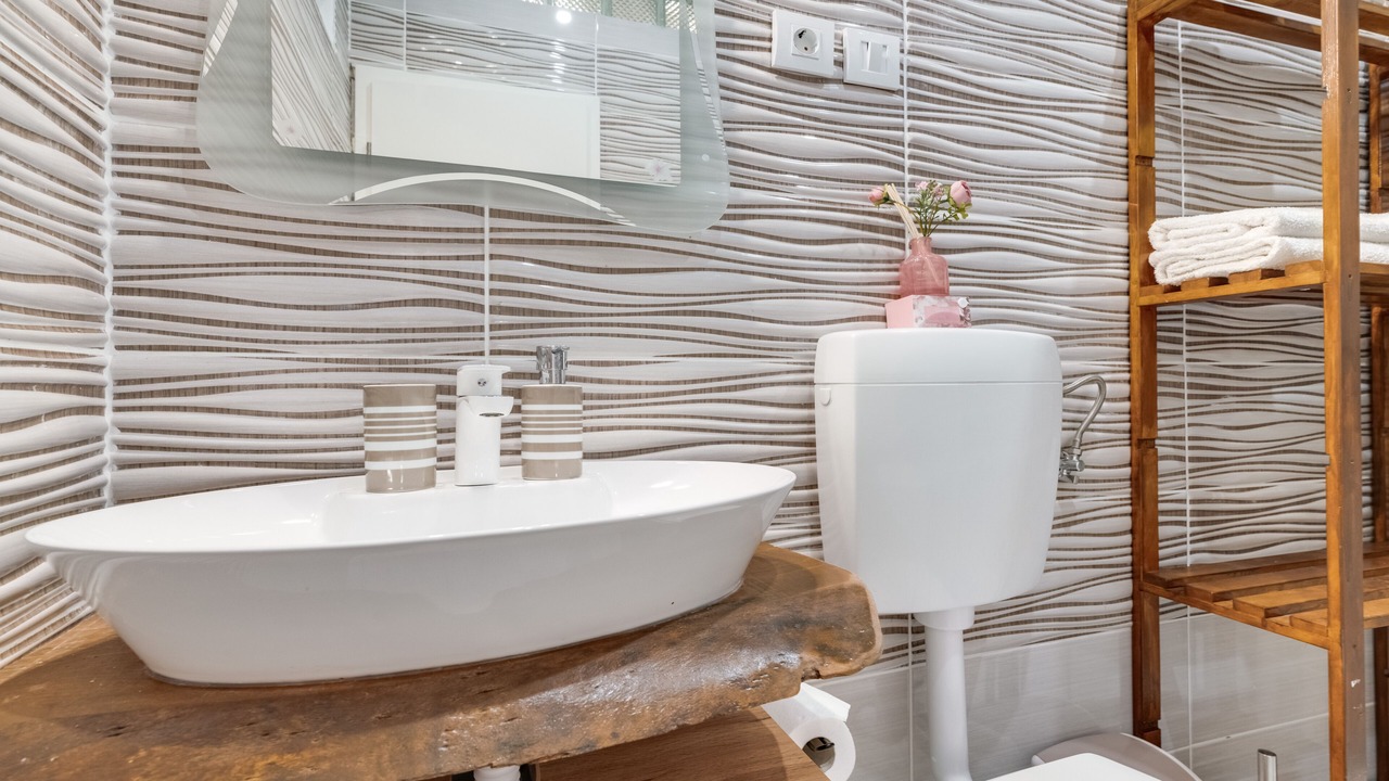Photo of Bathroom in Bakar