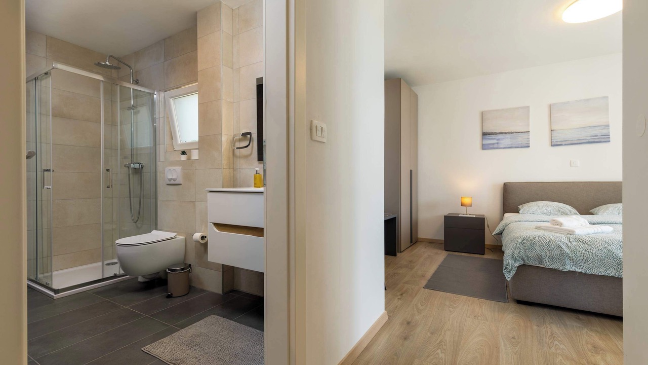 Photo of Bathroom in Diminici