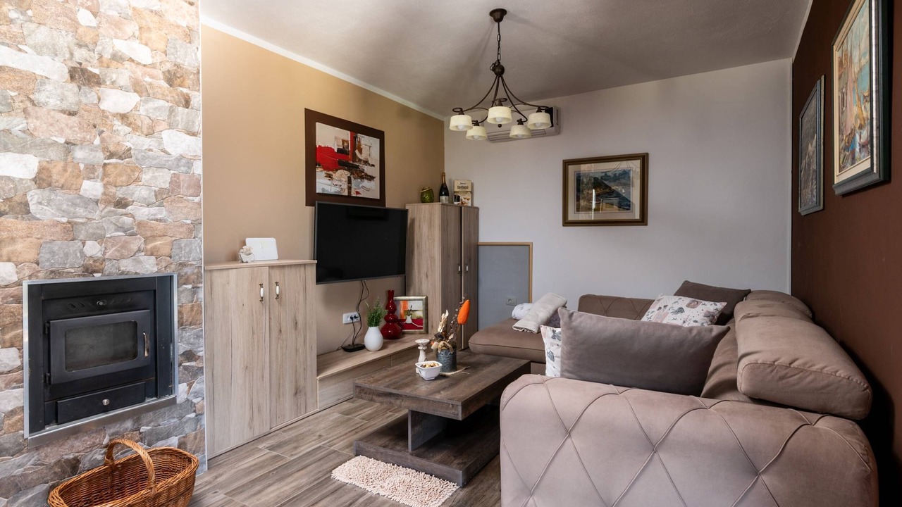 Photo of Livingroom in Manjadvorci