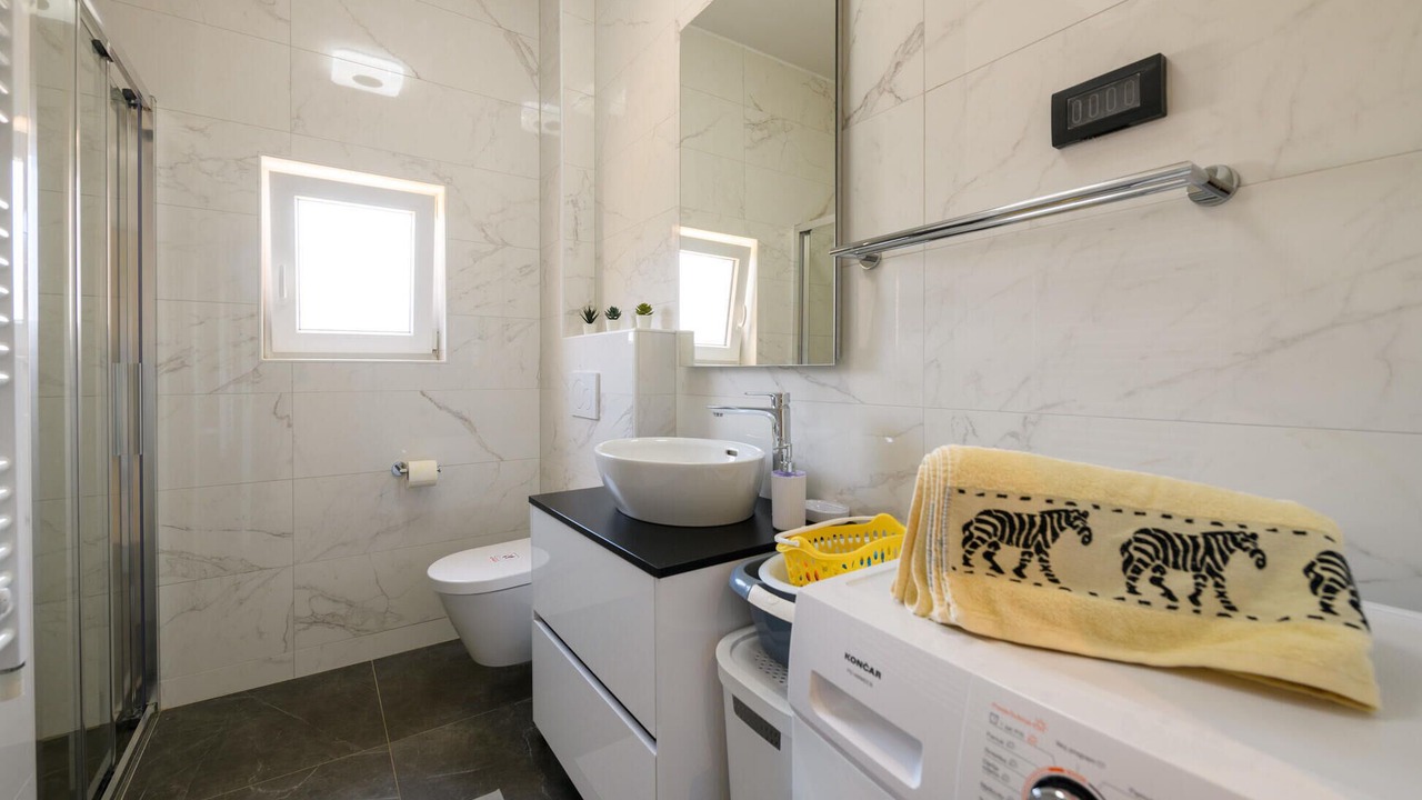 Photo of Bathroom in Pomer