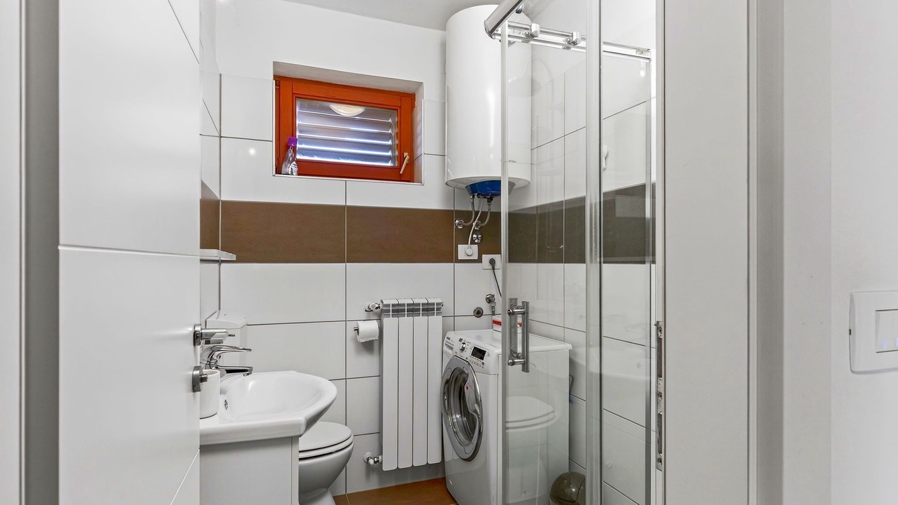 Photo of Bathroom in Plovanija