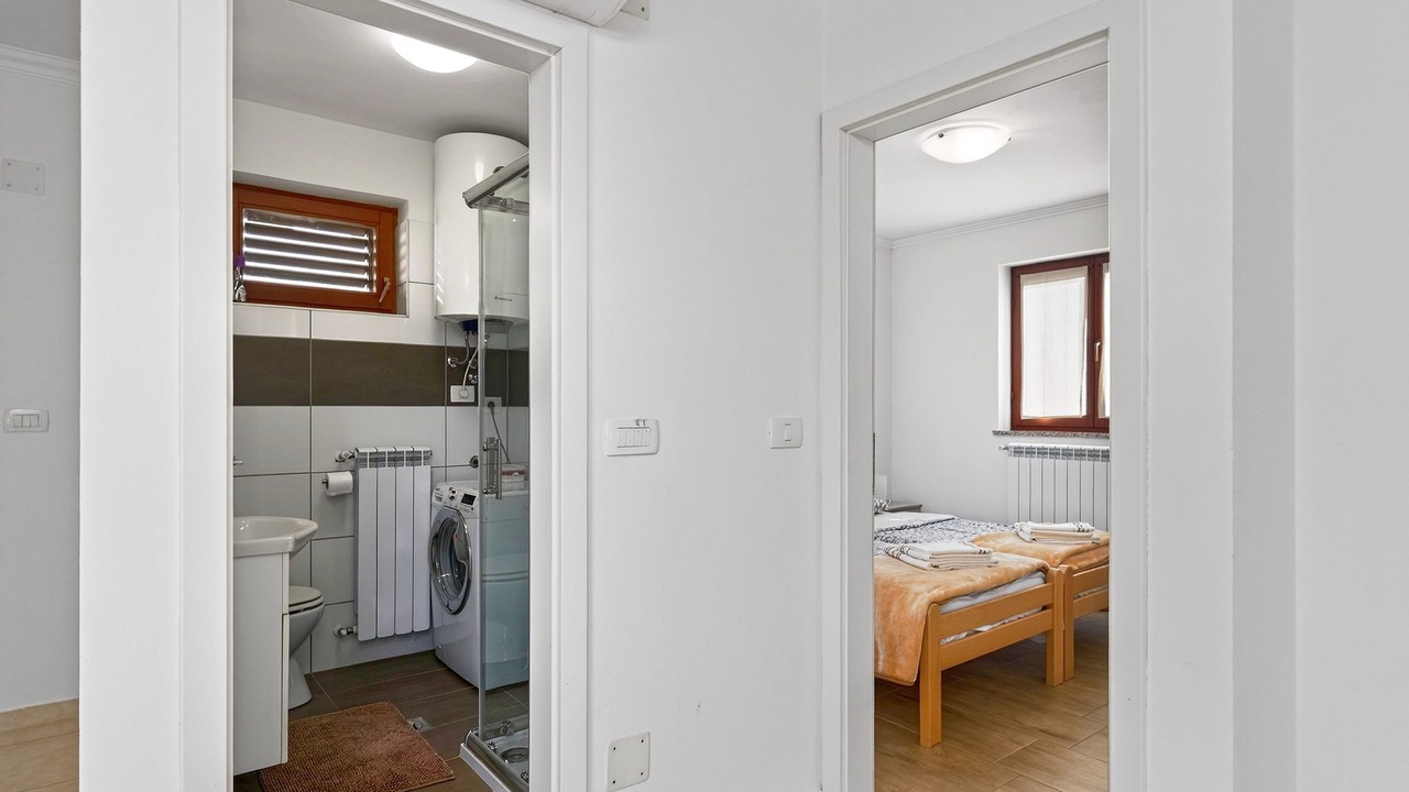 Photo of Bathroom in Plovanija