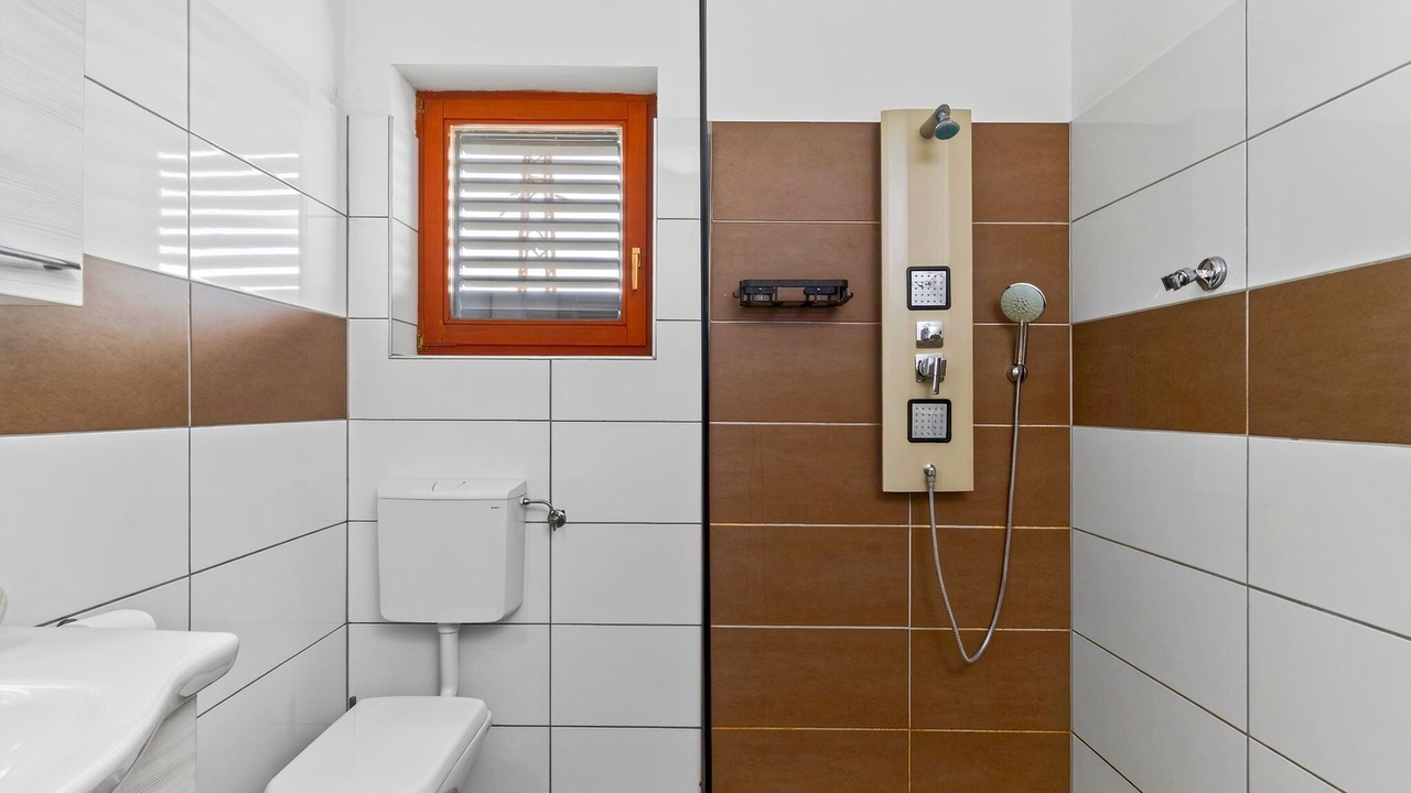 Photo of Bathroom in Plovanija