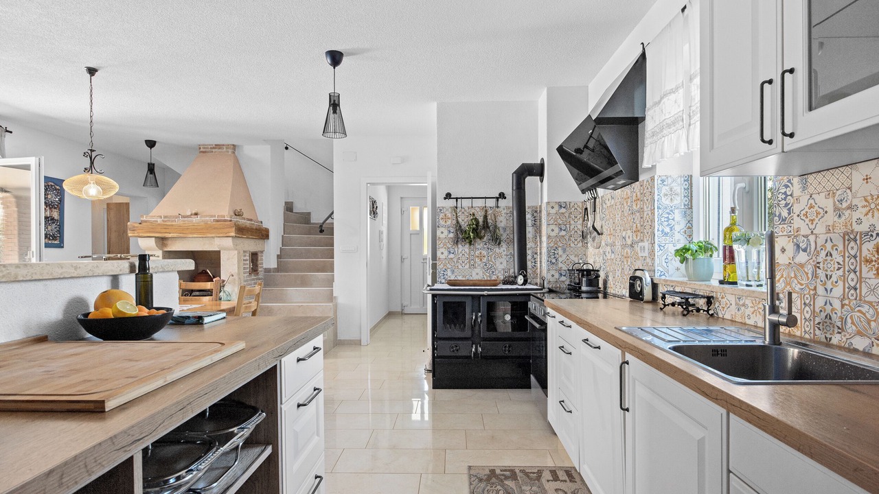Photo of Kitchen in Peruski