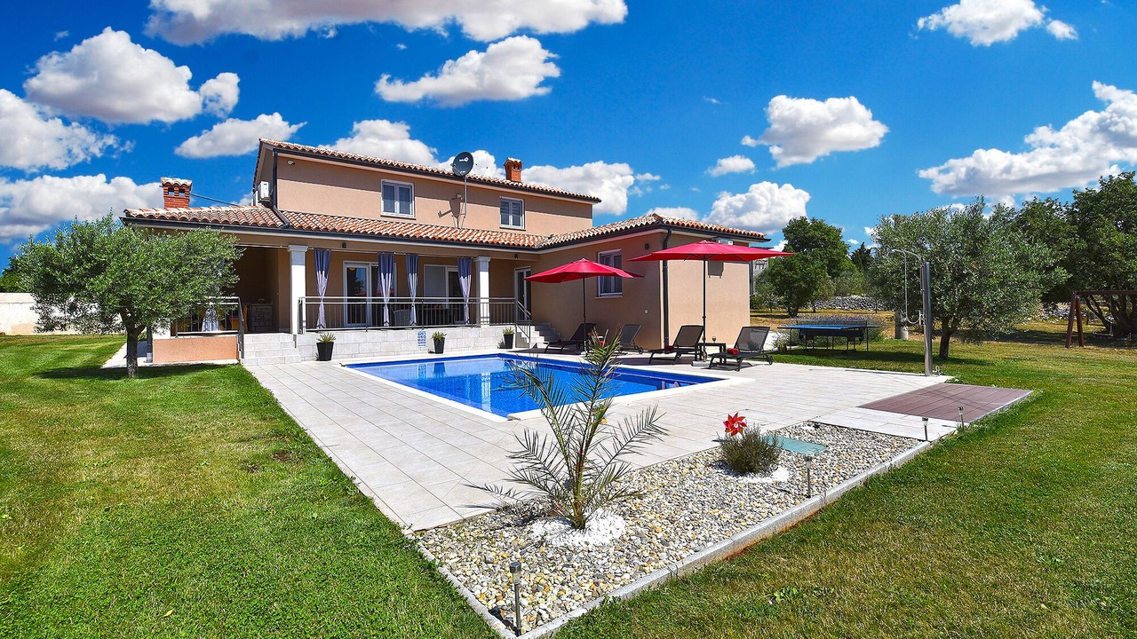 Photo of Outdoor in Divsici