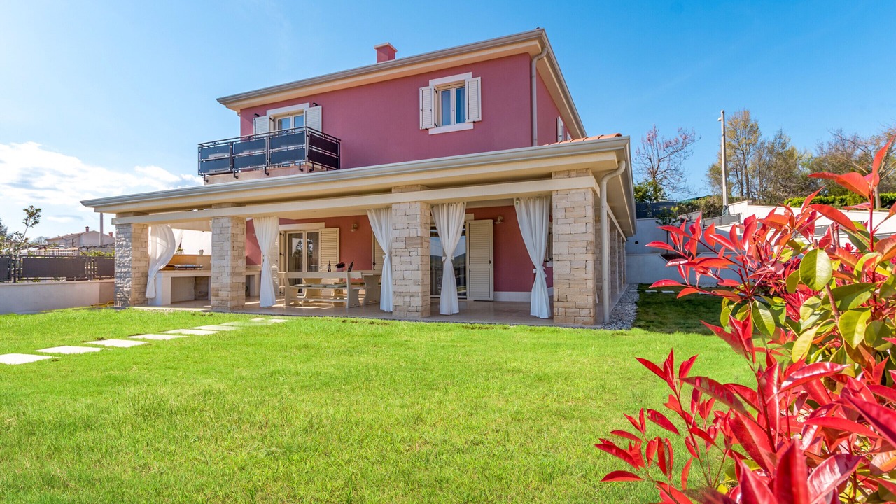 Photo of Outdoor in Vinez
