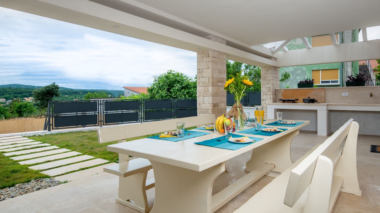 Photo of Outdoor in Vinez