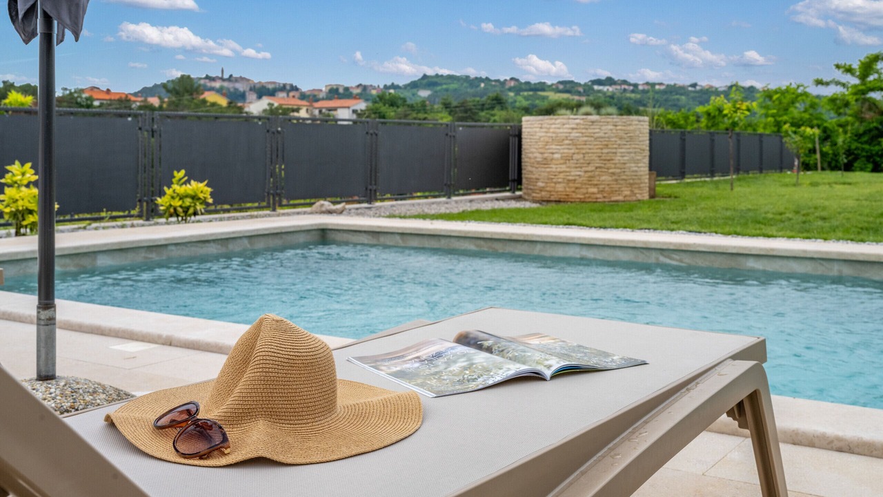 Photo of Outdoor in Vinez